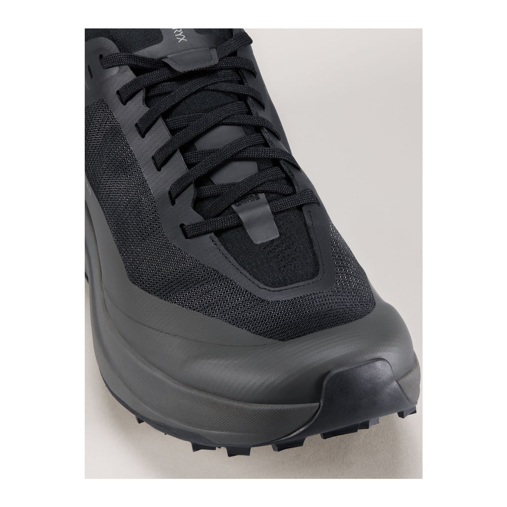 Sylan M, Black shark