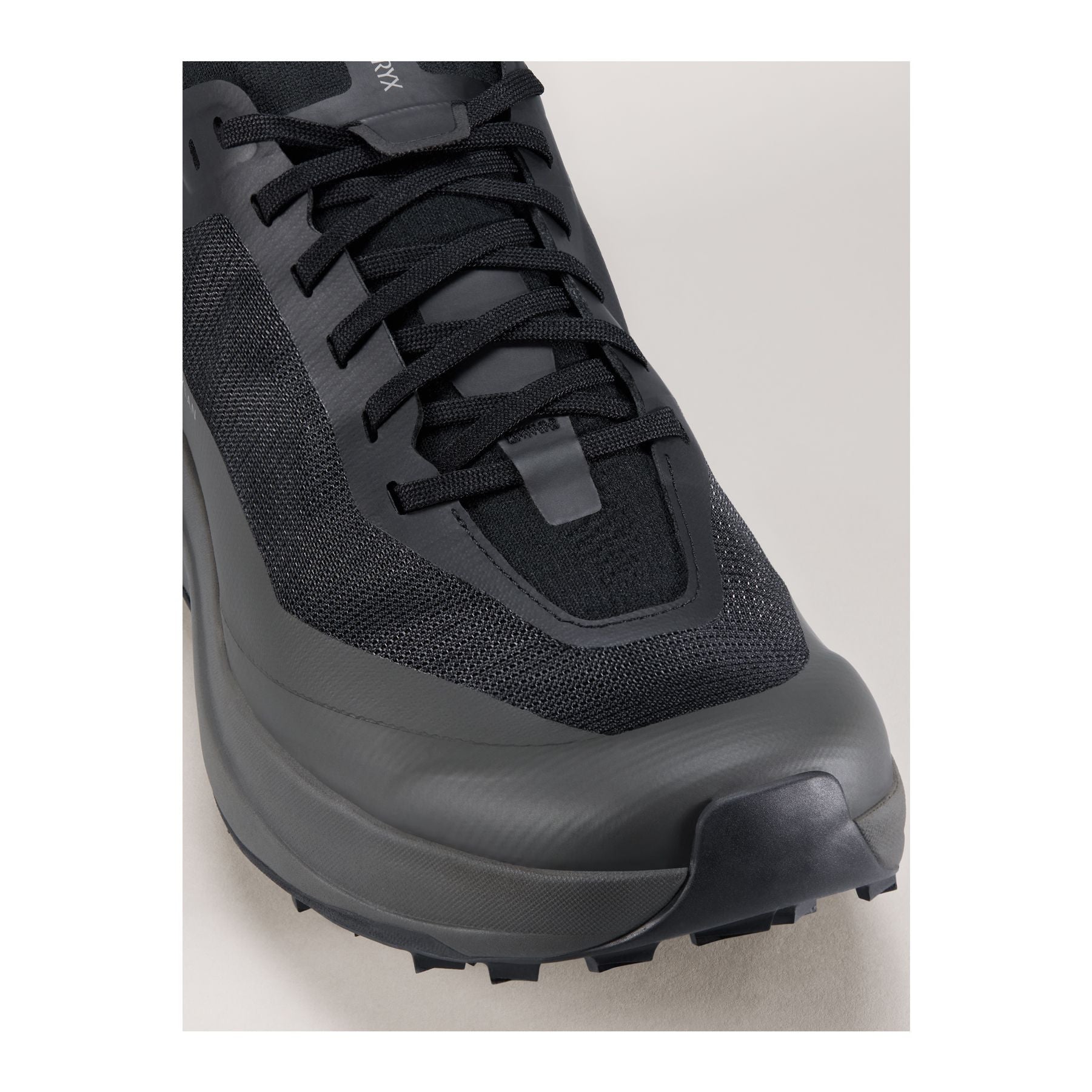 Sylan M, Black shark