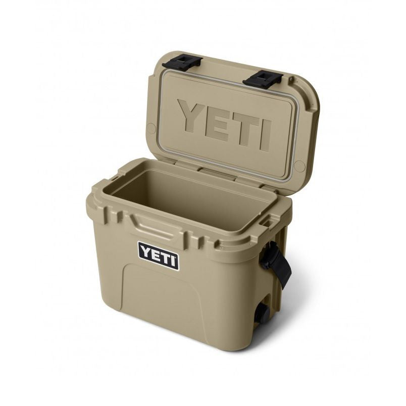 Roadie 15, Tan