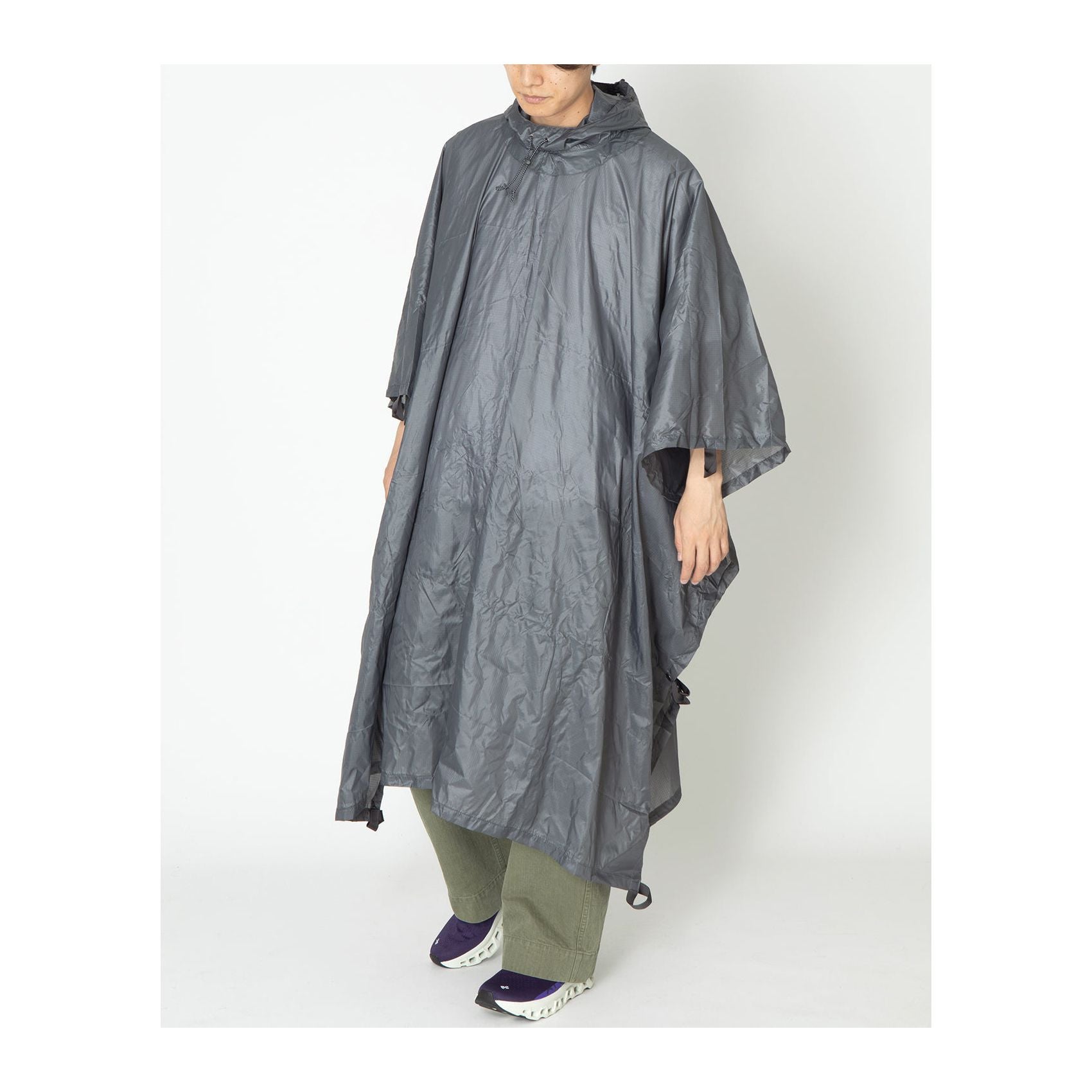 Silponcho, Grey