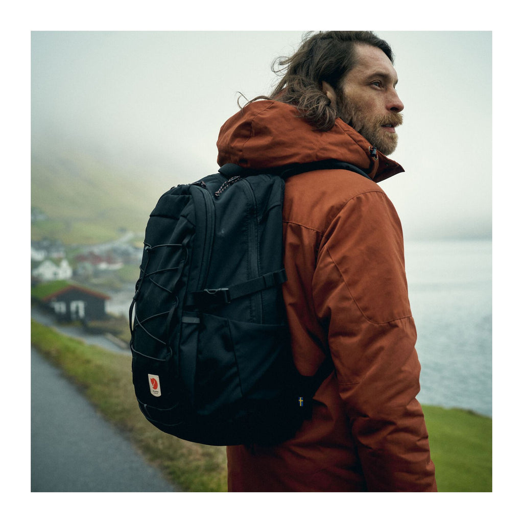 Skule 28, Navy