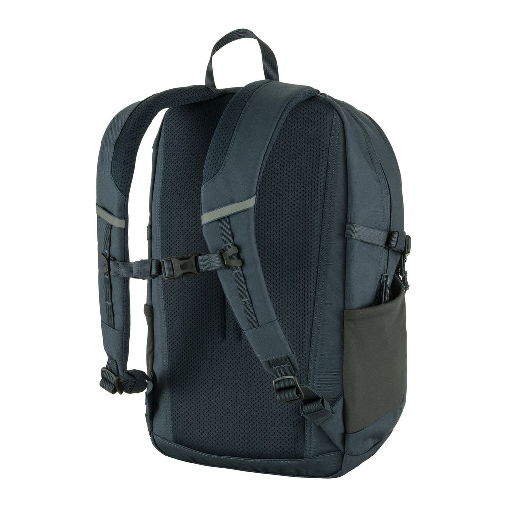 Skule 20, Navy