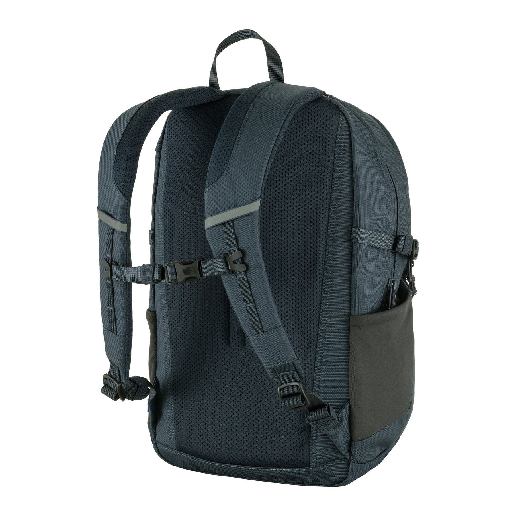 Skule 20, Navy