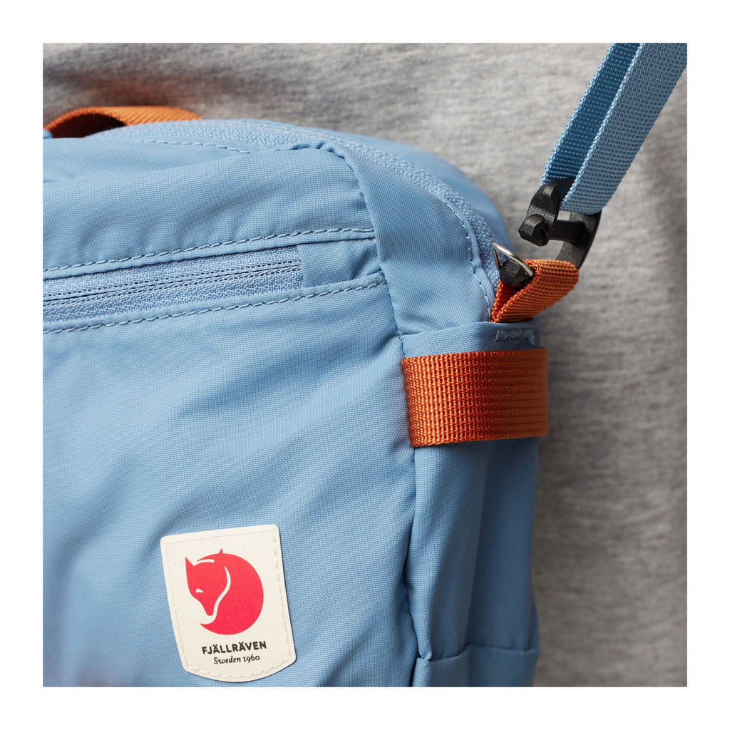 High Coast Crossbody, Black