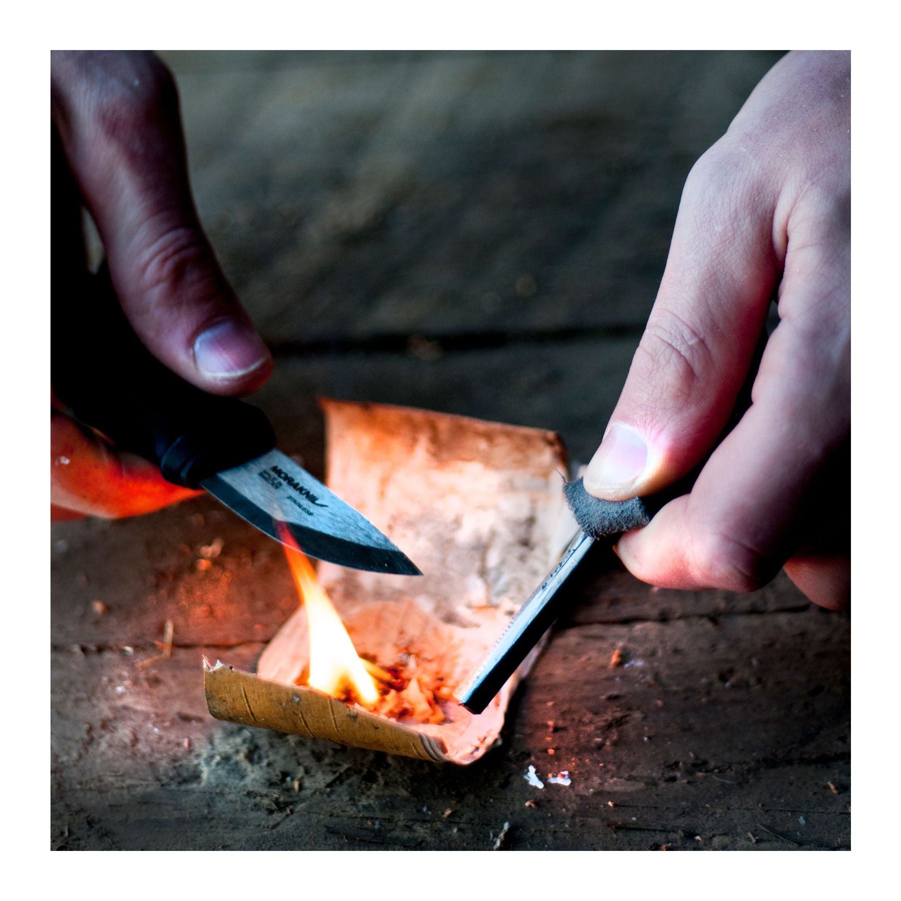 Eldris med tändstålskit, Blå