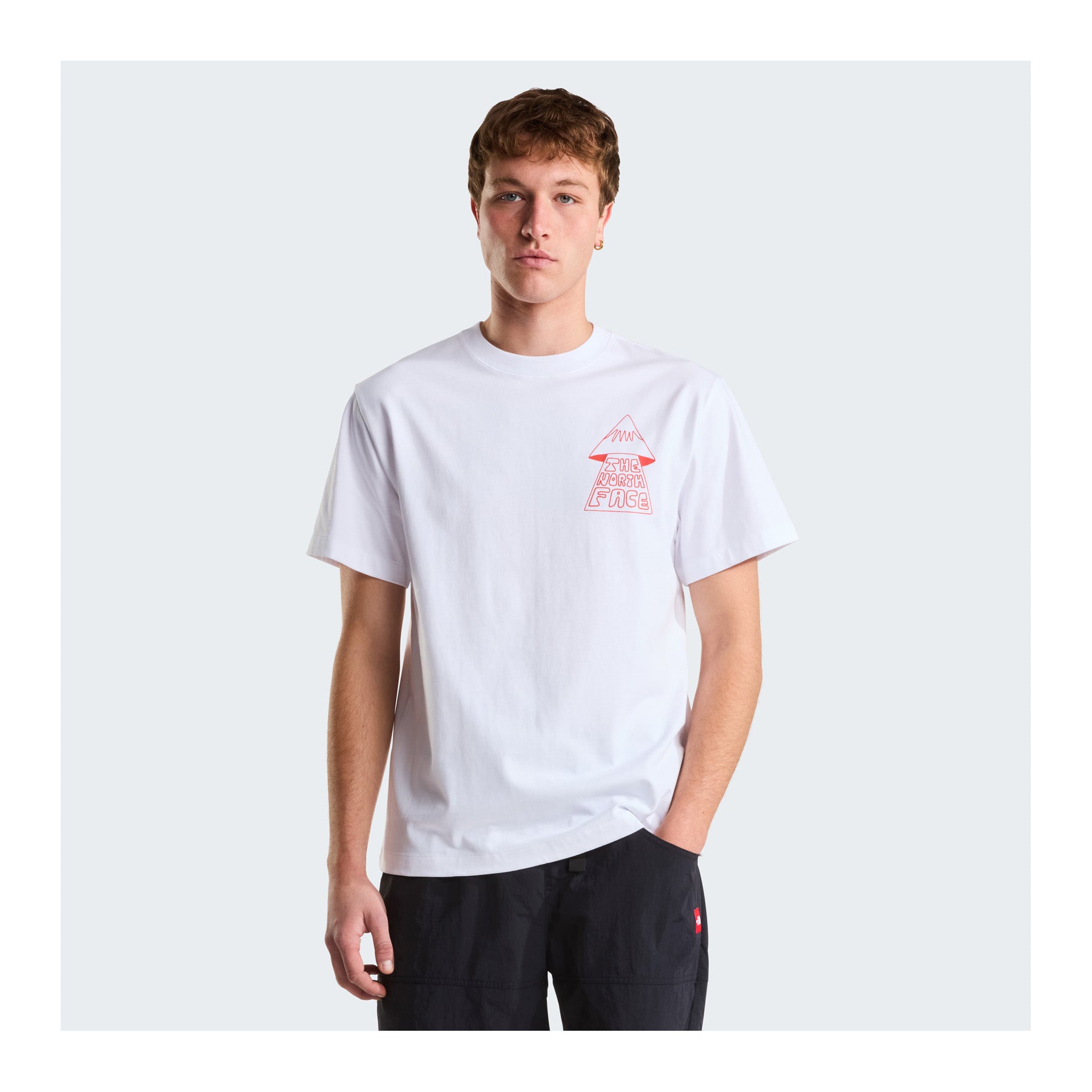 Men's Mountain Play Relaxed Graphic T-Shirt, Tnf white