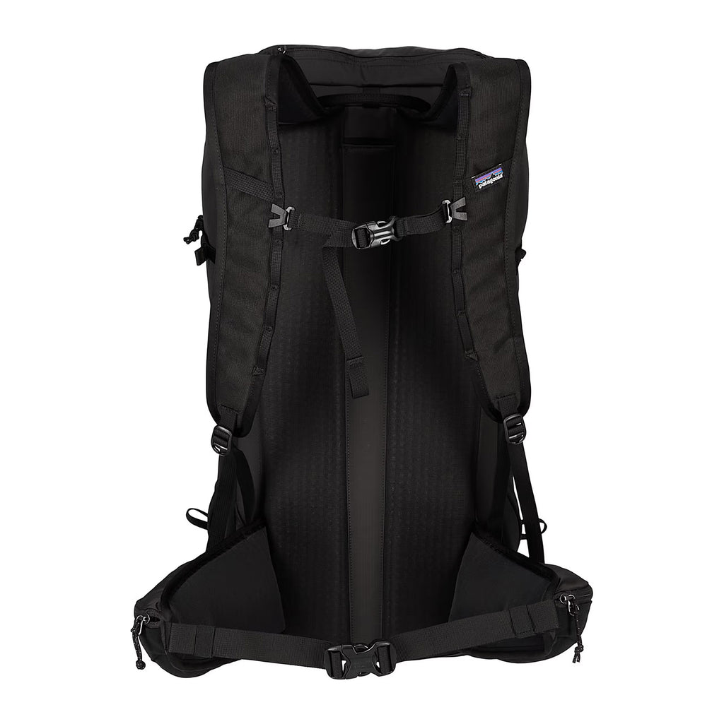 Terravia Pack 28L, Black