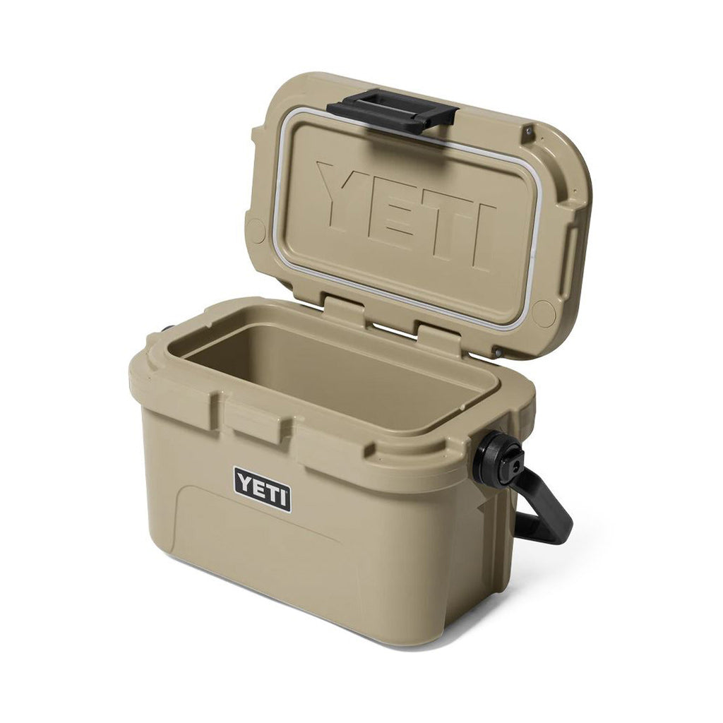 Roadie 8, Tan