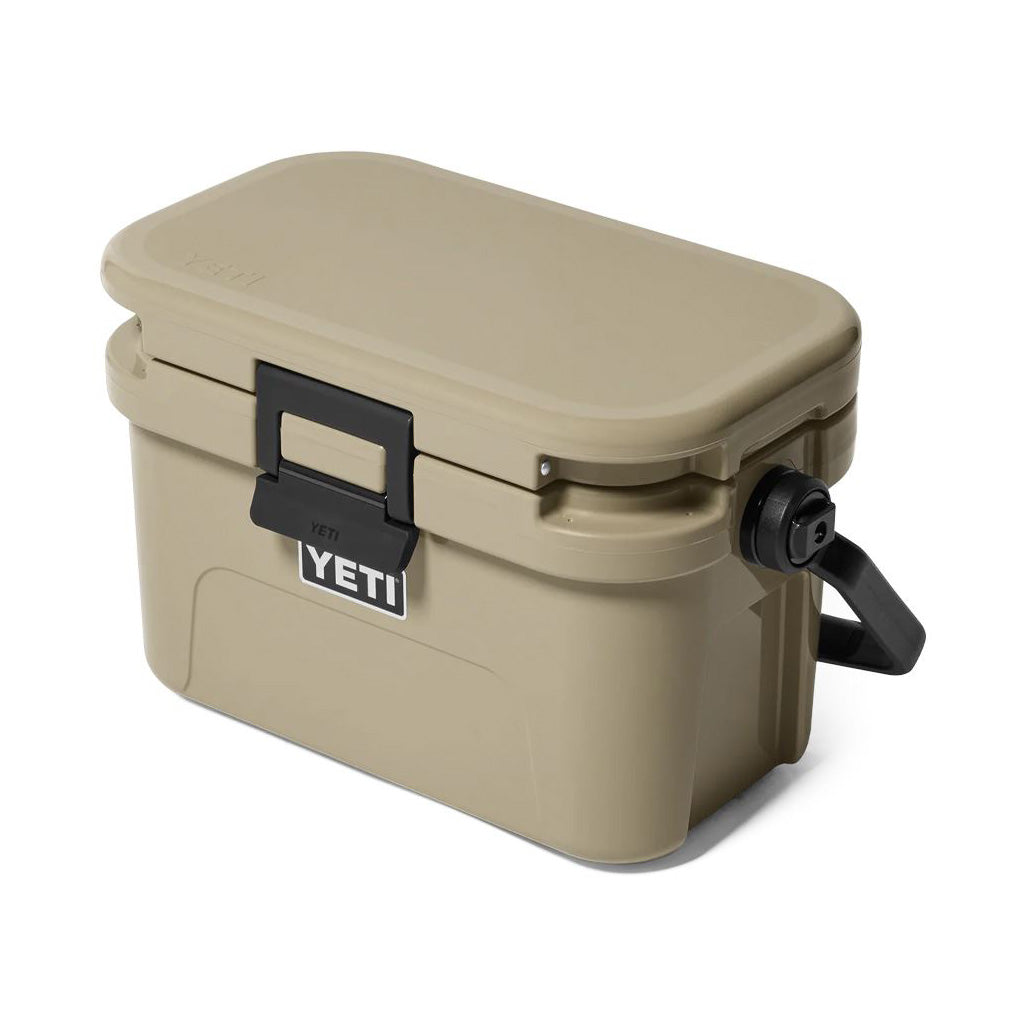 Roadie 8, Tan