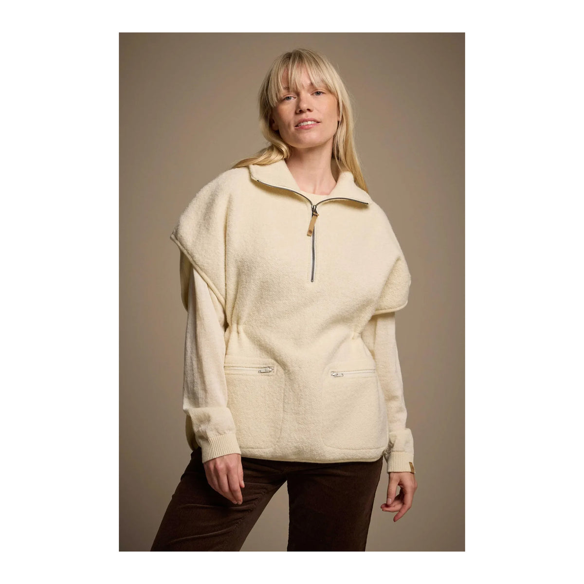 1946 Vest, Natural white