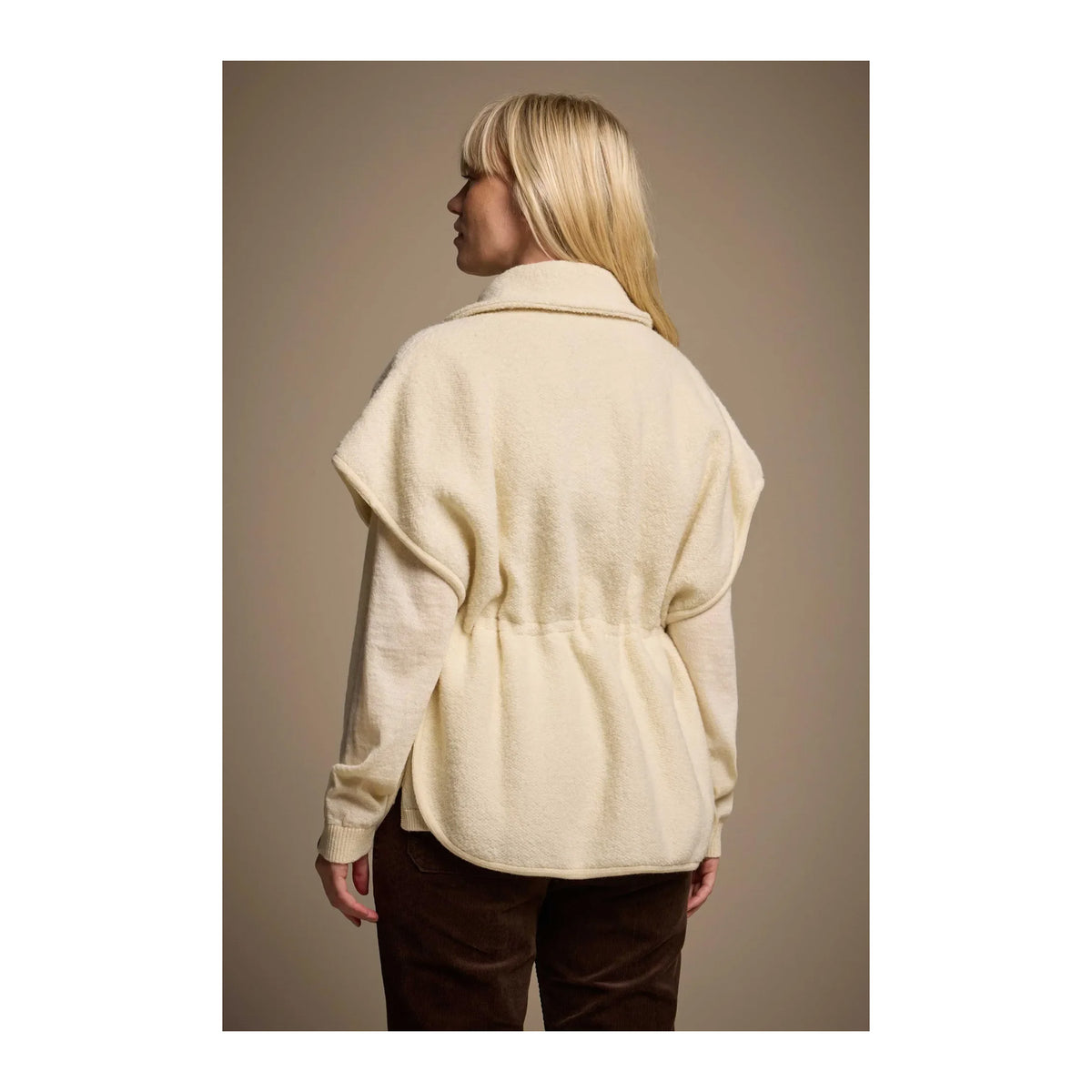 1946 Vest, Natural white