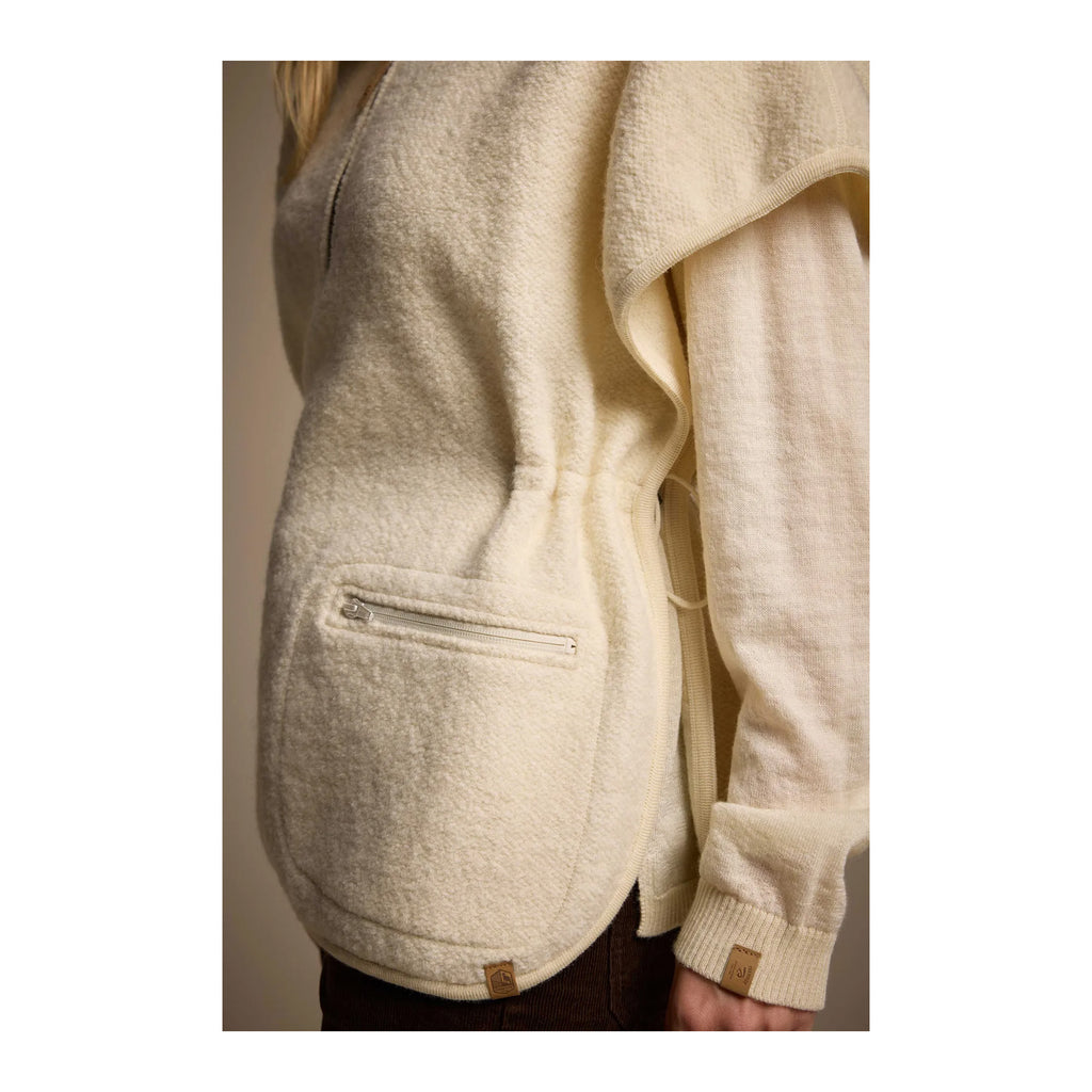 1946 Vest, Natural white