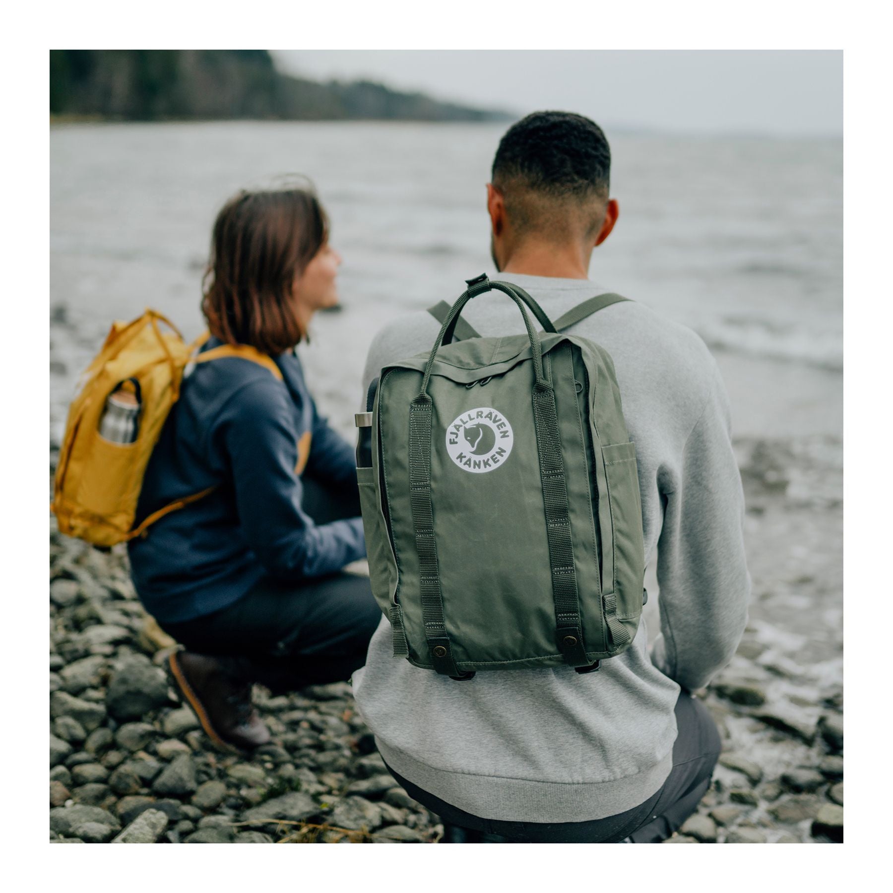 Fjällräven Logo Sweater W, Dawn blue-terracotta brown