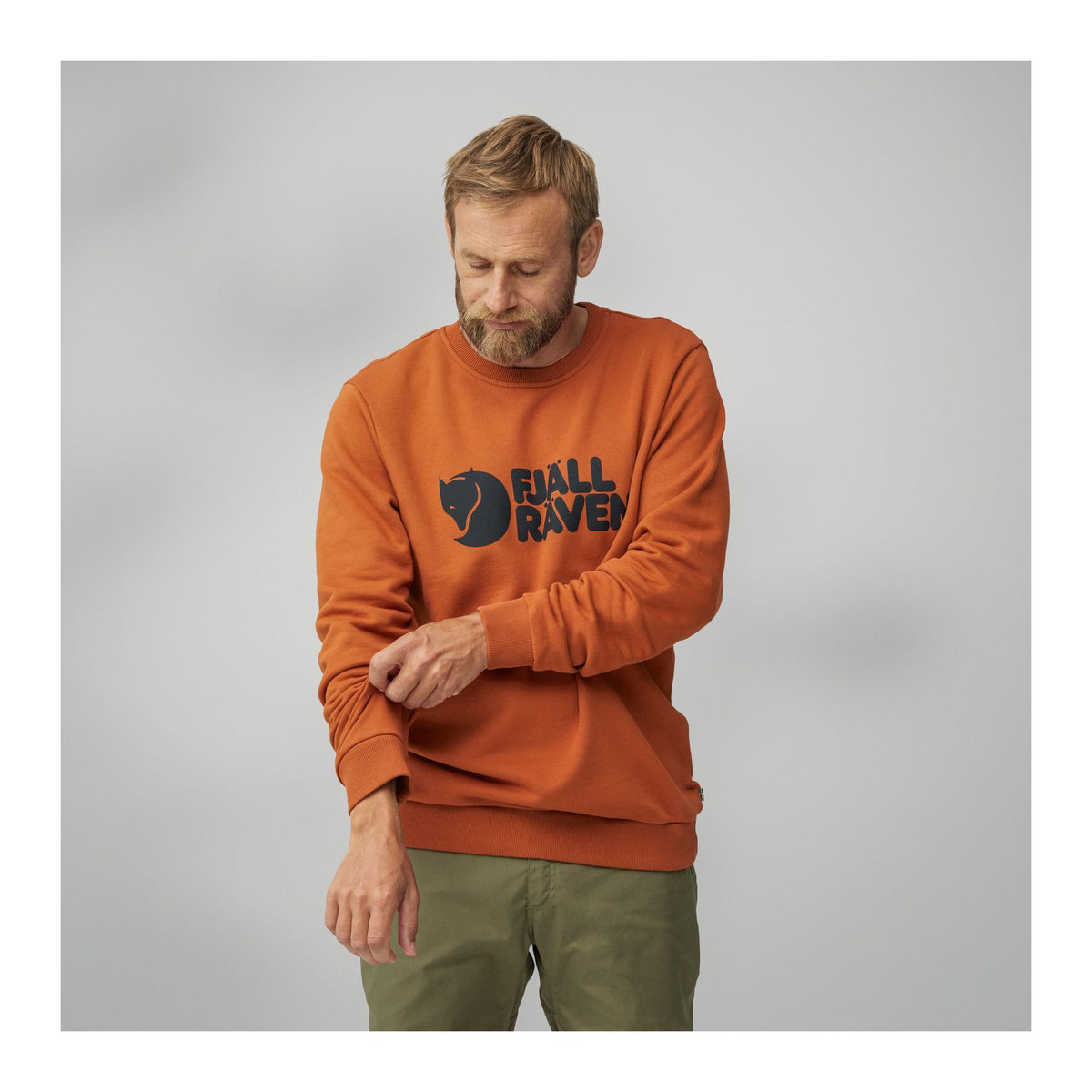 Fjällräven Logo Sweater M, Black