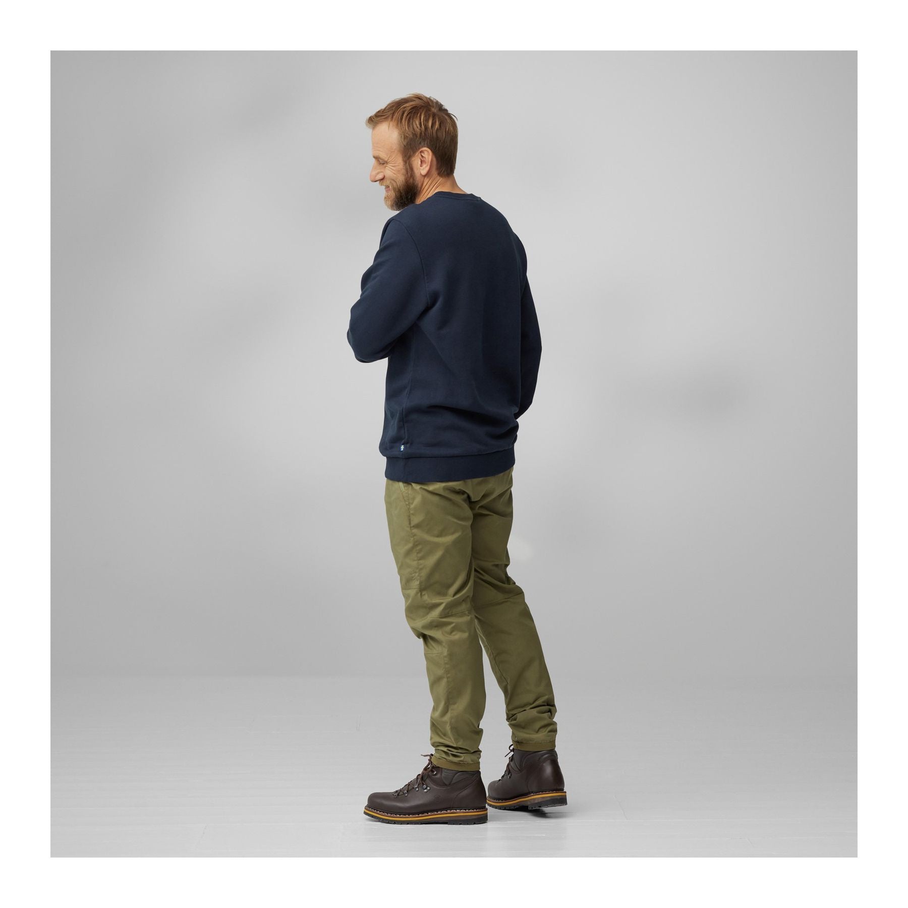 Fjällräven Logo Sweater M, Black