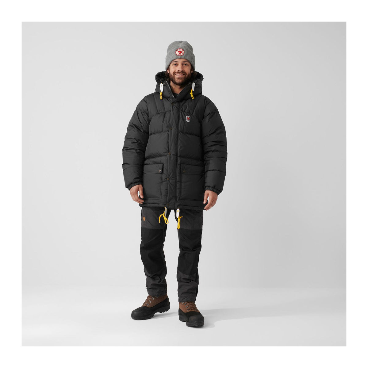 Expedition Down Jacket M, Black