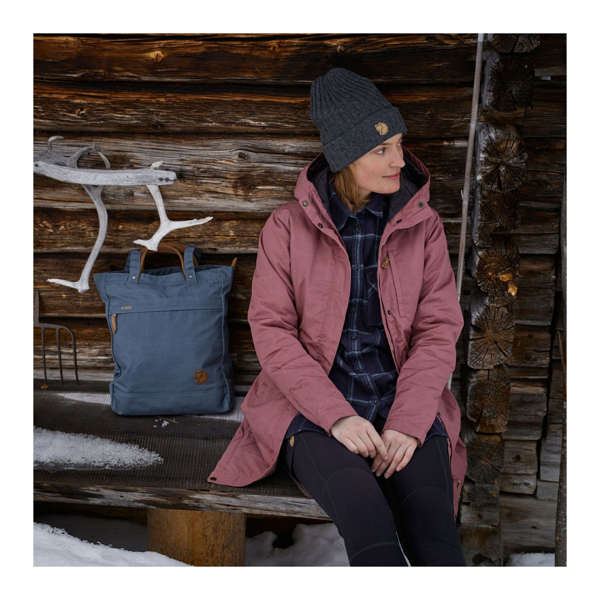 Kiruna Padded Parka W, Dark navy