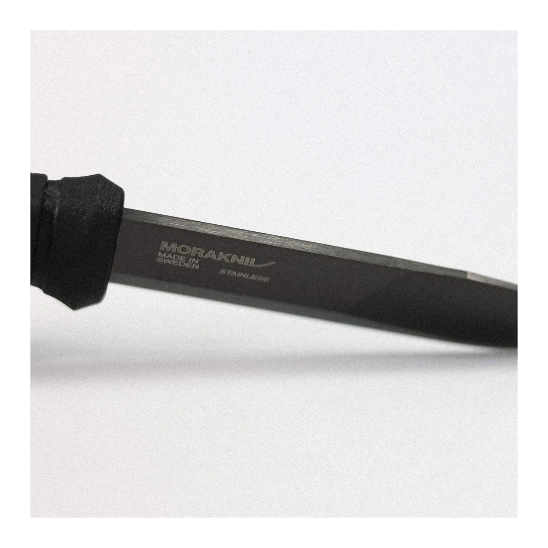 Mora 2000 (S) Black Edition-4