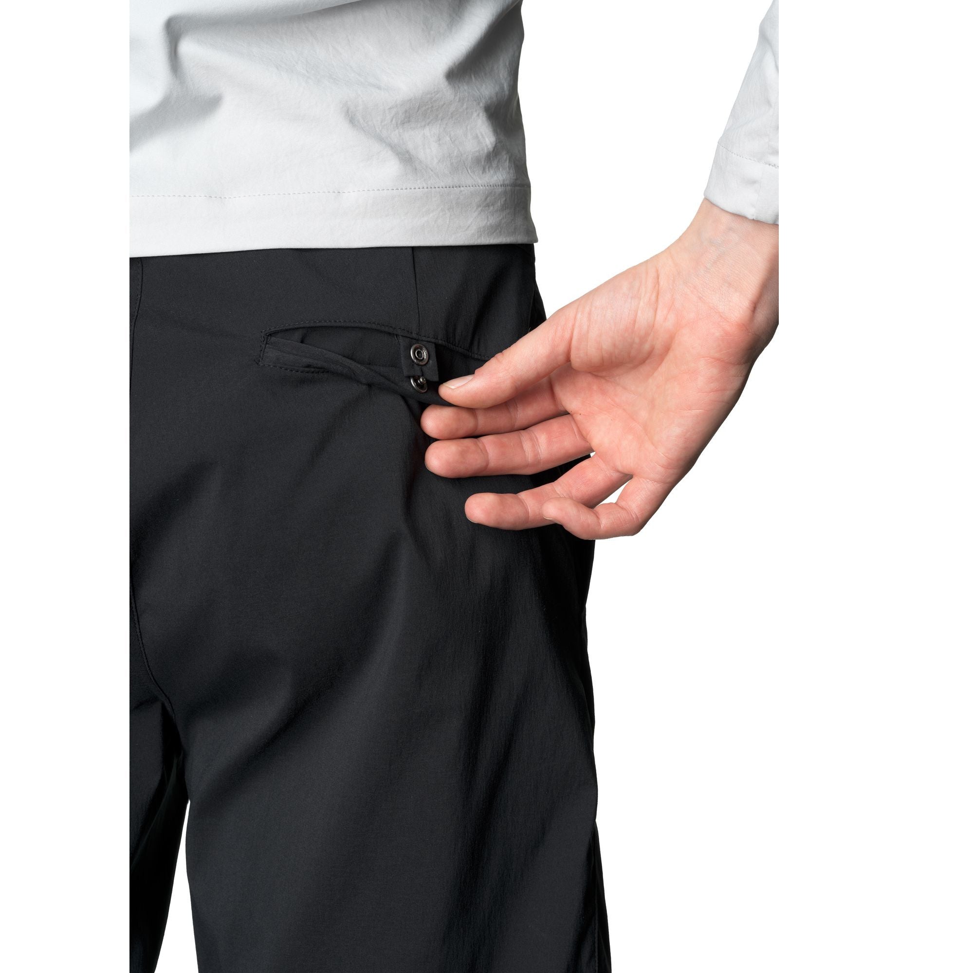 Wadi Shorts W, True black